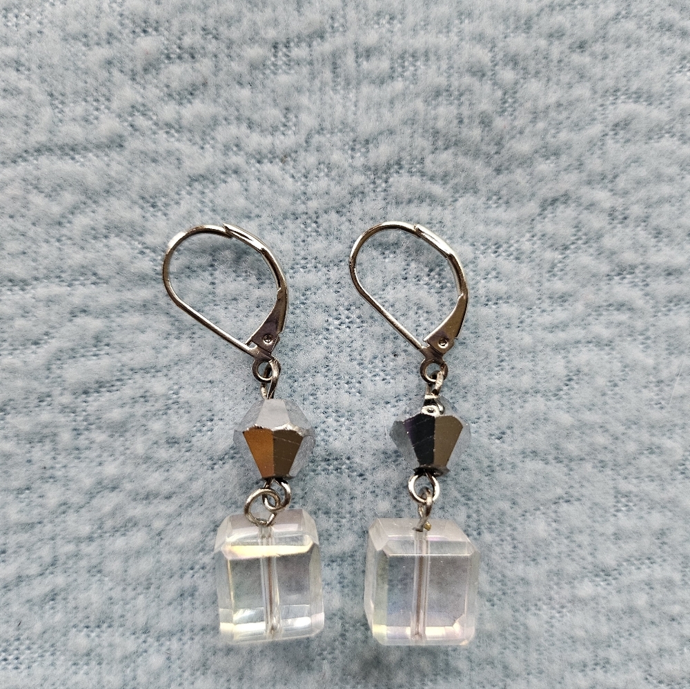 Premier Designs Pierced Leverback Earrings, Ice Crystal, Reflective, Clear, NWT
